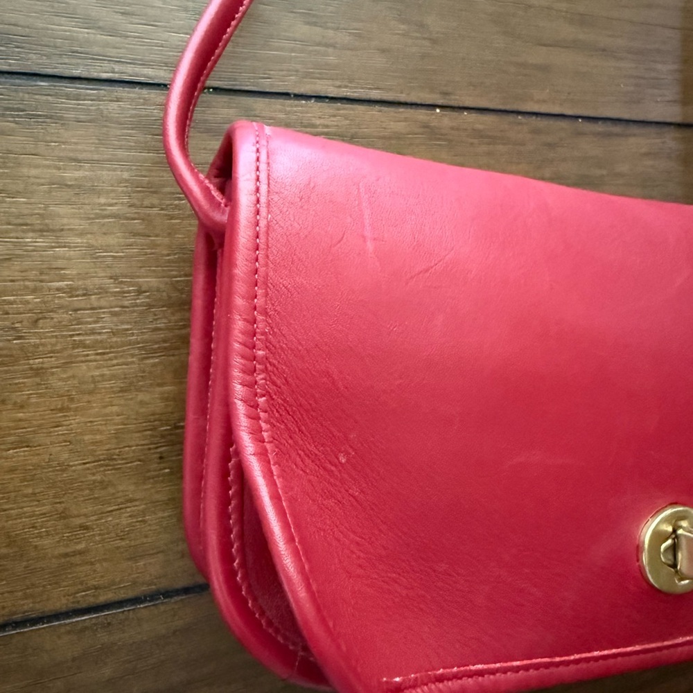 Vintage Coach NYC Crossbody - Picture 8 of 15
